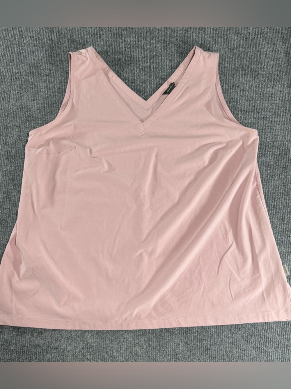 Eddie Bauer Petite Medium PM Pink V-Neck Shell Tank Top Business Casual Travel